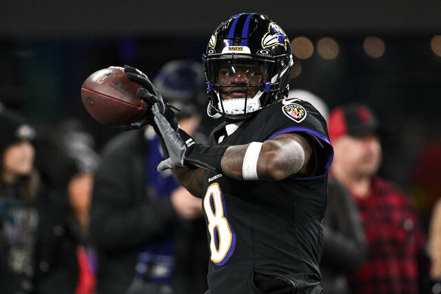 Lamar Jacksonin on johdatettava Baltimore Ravens pudotuspeleihin